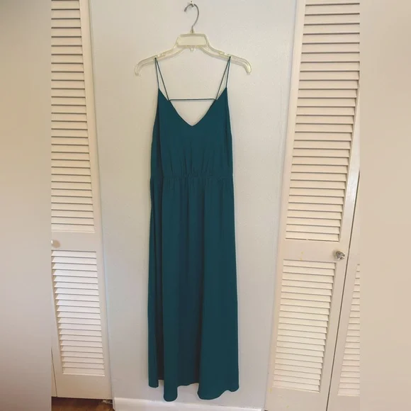 green emerald velvet dress Off-Shoulder Long Emerald Green Prom Dress main image 1